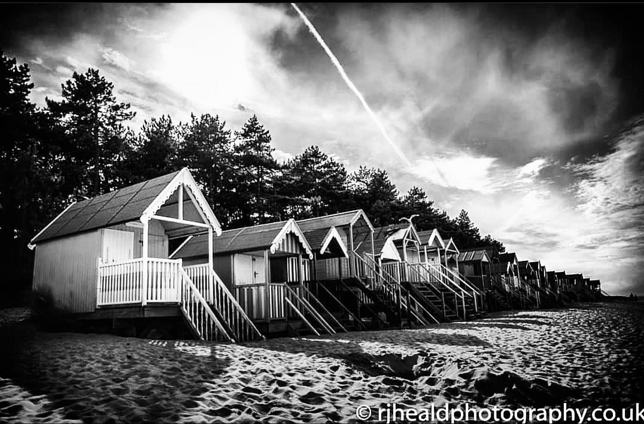 Wells-Next-The-Sea Beach huts Mono