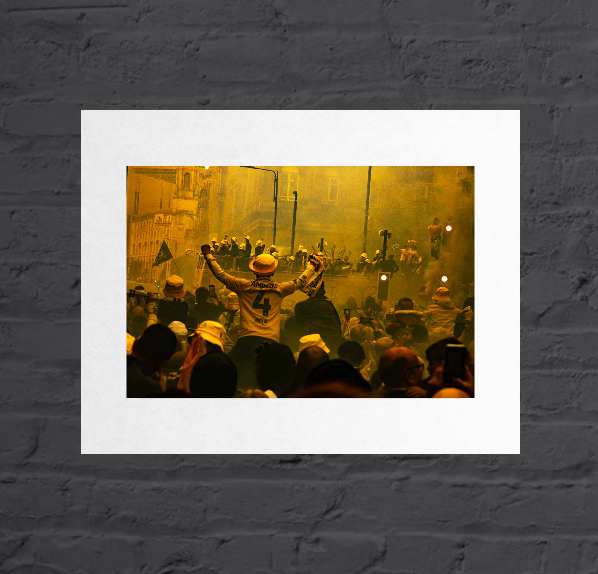 Leeds fan on shoulders - Lufc Parade 5/5